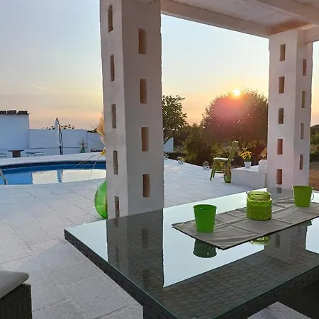 Casa Loredana Holiday home *
